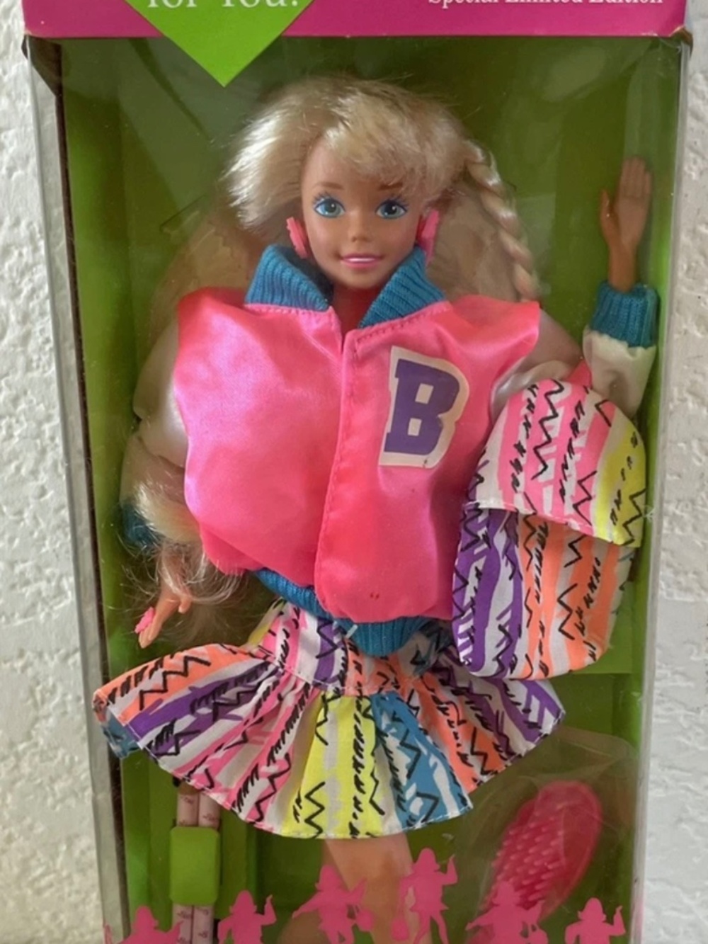 VINTAGE 1993 BARBIE SCHOOL SPIRIT SPECIAL LIMITED EDITION 10682 New